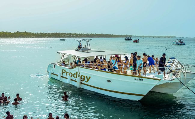 Prodigy: Prodigy Adventure Cruise – (US$800/ 1 to 10 PEOPLE)