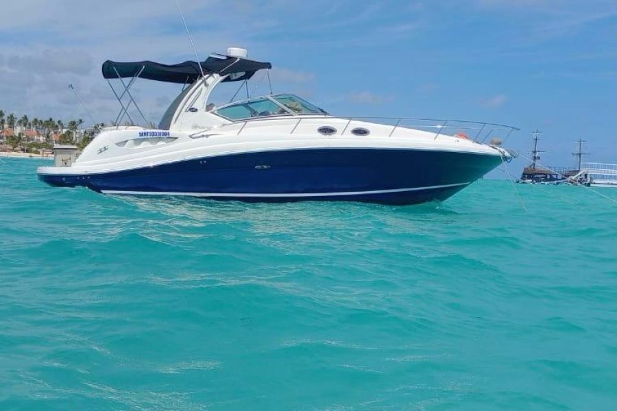 Sail in Style: Exclusive VIP Yacht Experience